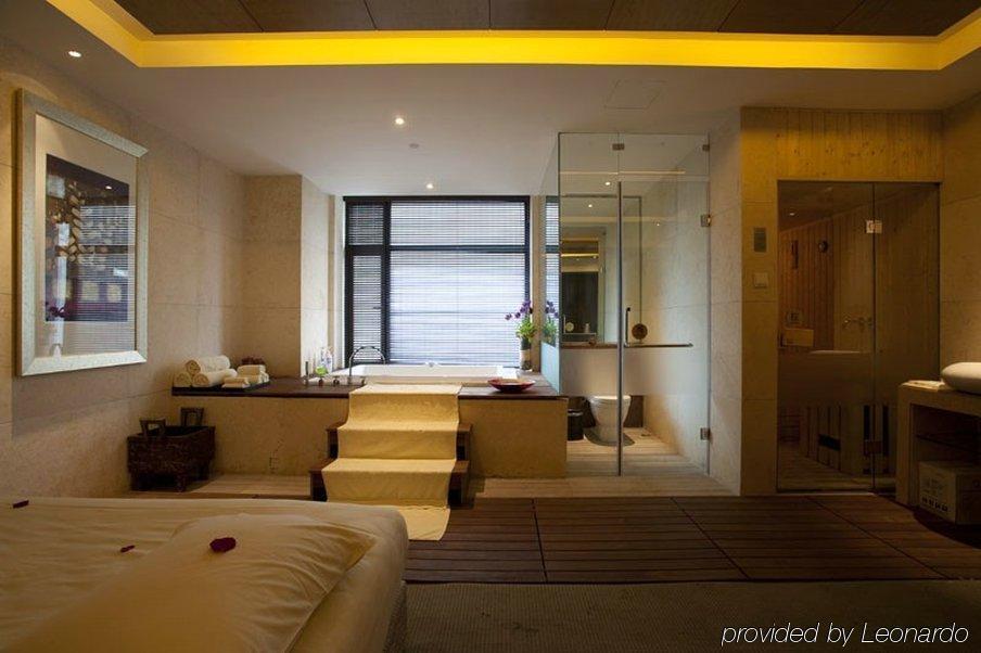 Celebrity City Hotel Chengdu Room photo